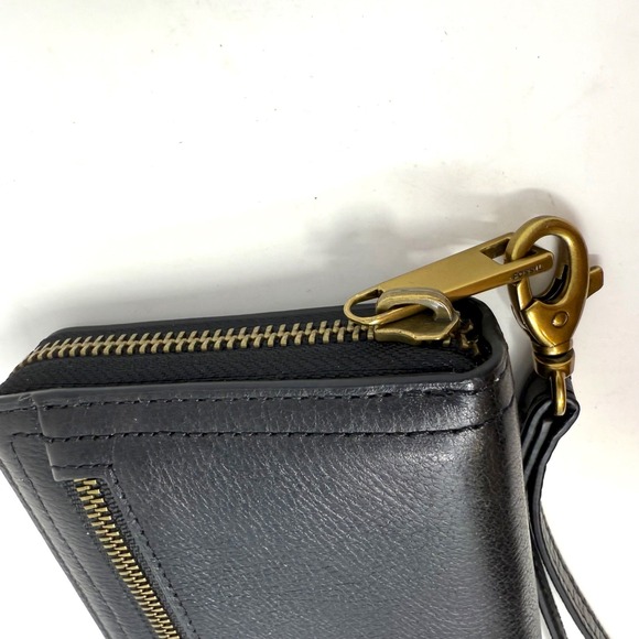 Fossil Logan Black Pebbled Leather RFID Zip Around Wristlet Wallet Clutch - Picture 5 of 10